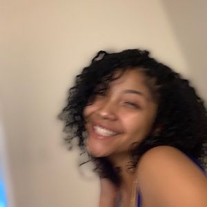 Meet your Posher, Lany